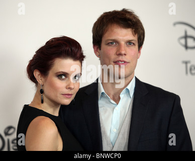 9 Joanna Garcia & Jake Lacy Images, Stock Photos, 3D objects, & Vectors