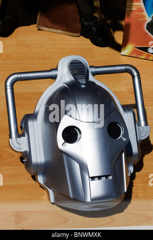 Head of a Cyberman from the cult television series Doctor Who Characters in a Shop Window in Weston Stock Photo