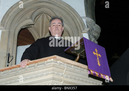 The Rector, The Reverend Michael Trodden, at St Andrews, Ampthill, Bedfordshire, UK Stock Photo