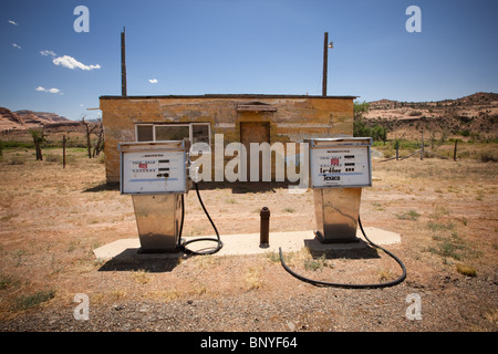 Abandoned Gas Station, Dewey Bridge, Upper Colorado River Scenic Byway, Utah, USA