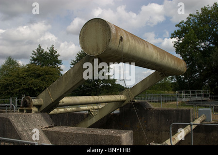 radial automatic sluice river control flood defence Stock Photo - Alamy