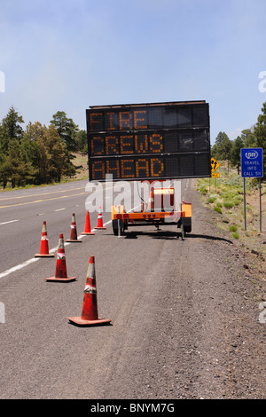 Flagstaff Arizona, Schultz mountain wildfires June 2010 - highway warning sign, fire crews ahead Stock Photo