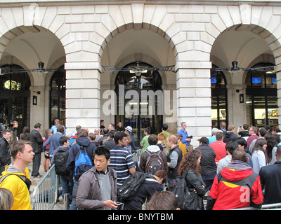 Apple Store Covent Garden London opening Stock Photo