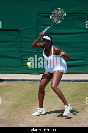 June 28 2010: Venus Williams v Jamila Groth. Wimbledon international tennis tournament held at the All England Lawn Tennis Club, London, England. Stock Photo