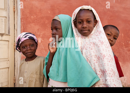 Mozambique, Ihla de Moçambique, Stone Town. A group of Muslim children stand outside their school Stock Photo