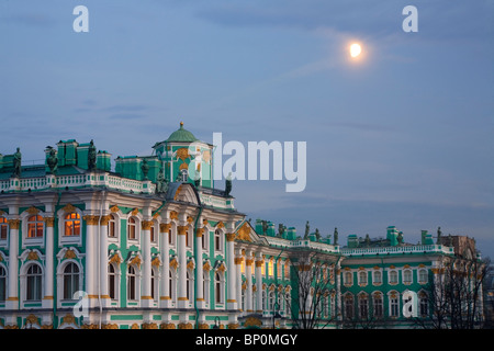 Russia, St. Petersburg; The State Hermitage Museum spectacular Baroque exterior, designed by Bartolomeo Rastrelli. Stock Photo