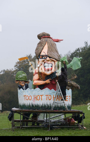 An effigy of Sarah Palin is unvailed by Battle Bonfire Society. Picture by James Boardman. Stock Photo