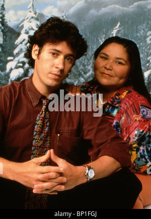 NORTHERN EXPOSURE (1990) ROB MORROW, ELAINE MILES NEX 026 MOVIESTORE COLLECTION LTD Stock Photo