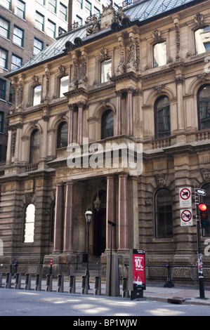 Molson Bank Building,rue Saint-Pierre and rue Saint-Jacques, Old Montreal, Second Empire style, Quebec, Canada Stock Photo