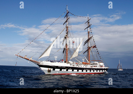 Stavros S Niarchos is a British brig-rigged tall ship, now renamed 'Sunset'. She was previously owned and operated by the Tall Ships Youth Trust. Class A Tall ships at the Hartlepool Festival Race 2010, North Yorkshire, UK Stock Photo