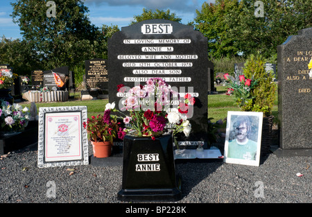 Grave of Football Legend George Best Stock Photo - Alamy