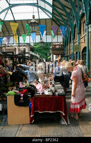 Visit to Covent Garden's Apple Market, craft stalls. Stock Photo