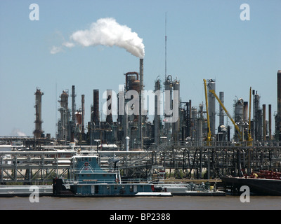 Mississippi Delta oil refineries downstream of New Orleans, seen in 2002 before Hurricane Katrina and the BP Gulf Oil leak Stock Photo