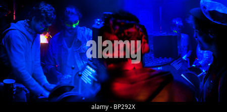 Glastonbury Festival, 2010, people on computers mixing music Stock Photo