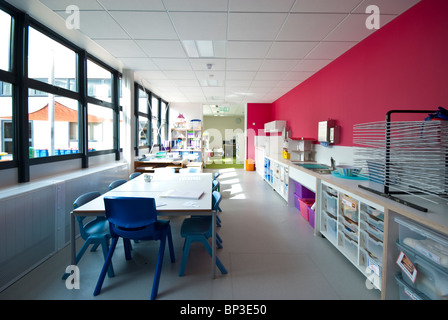 Knights Enham Infant and Junior School unoccupied classroom for art Stock Photo