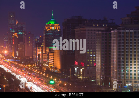 China, Beijing, Chongwen District. Jianguomennei Dajie during evening rush hour overhead view. Stock Photo