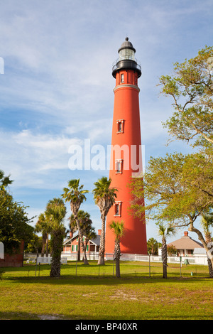 Ponce Inlet, FL - May 2010 - Ponce Inlet Lighthouse, completed in 1887, is the tallest lighthouse in Florida Stock Photo