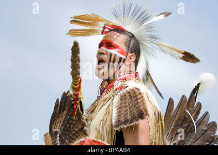 Native American in traditional regalia at the 8th Annual Red Wing PowWow in Virginia Beach, Virginia Stock Photo