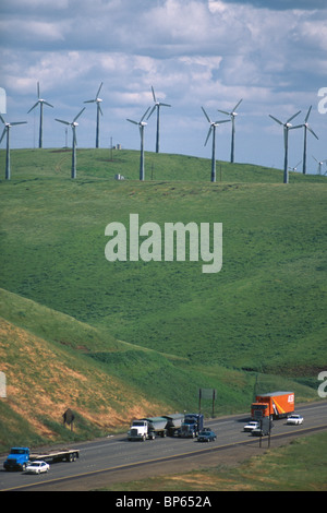 Windmills and Interstate highway 580, Altamont Pass, California, USA. Stock Photo