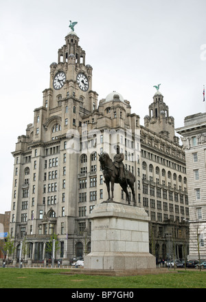 The Liver building with the statue of King Edward (seventh) VII at Liverpool, England, UK Stock Photo
