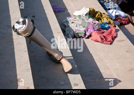 Prosthesis leg. Ganges river ghats. Varanasi (benares). India Stock Photo