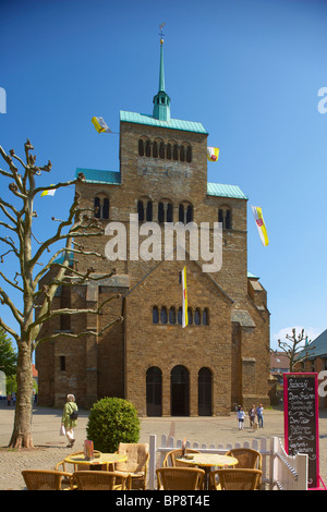 St Peter and Gorgonius Cathedral at Minden, Strasse der Weserrenaissance, North Rhine-Westphalia, Germany, Europe Stock Photo