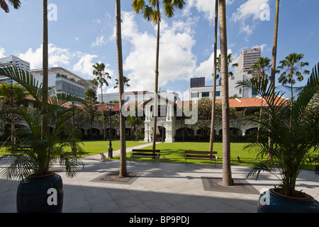 courtyard in Raffles Hotel, Singapore Stock Photo