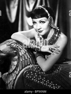 Cleopatra 1934 paramount film claudette hi-res stock photography