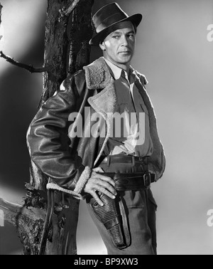 GARY COOPER FOR WHOM THE BELL TOLLS (1943 Stock Photo, Royalty Free ...