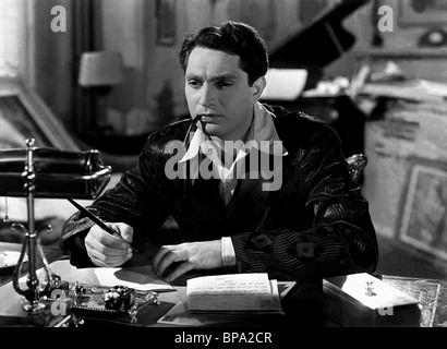 ROBERT ALDA RHAPSODY IN BLUE (1945) Stock Photo