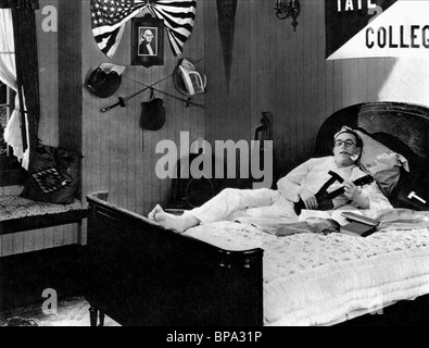 HAROLD LLOYD THE FRESHMAN; COLLEGE DAYS (1925) Stock Photo