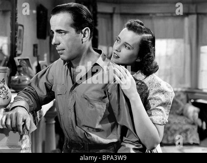 HUMPHREY BOGART, GALE PAGE, THEY DRIVE BY NIGHT, 1940 Stock Photo