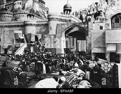 BAGHDAD MARKET SCENE THE THIEF OF BAGDAD (1940) Stock Photo