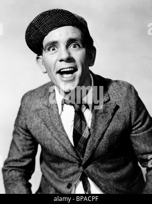 NORMAN WISDOM ACTOR (1955) Stock Photo