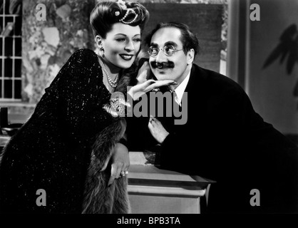 LOIS COLLIER, GROUCHO MARX, A NIGHT IN CASABLANCA, 1946 Stock Photo