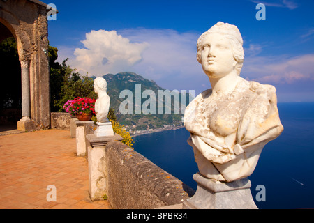 Statues along the terrace of Villa Cimbrone in Ravello along the Amalfi Coast, Campania Italy Stock Photo