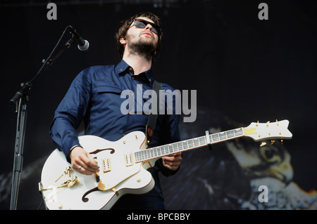 Liam Fray of The Courteeners performing live at V Festival 2010 Stock Photo