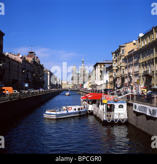 Moyka Canal showing The Church of the Savior on Spilled Blood, Saint Petersburg, Northwestern Region, Russia Stock Photo