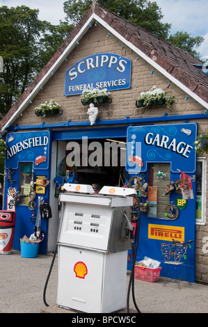 Scripps Garage Aidensfield one of the locations used when filming ITV's 'Heartbeat'. A British television police drama. Stock Photo