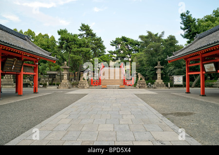 Entrance party to the Sumiyoshi Taisha Grand Shrine in Osaka, Japan Stock Photo