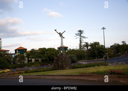 Paz e Liberdade (Peace and Liberty) statue in Funchal Stock Photo