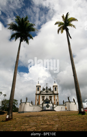 The Basilica do Bom Jesus de Matosinhos with the statues of the prophets by Aleijadinho in Congonhas, Minas Gerais, Brazil. Stock Photo