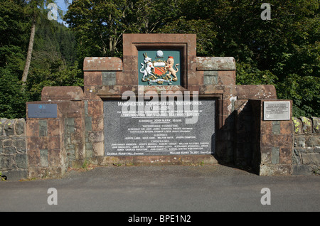 The commemorative sign on the Thirlmere dam Stock Photo