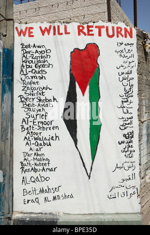 Aida refugee camp in Bethlehem, graffiti with a list of occupied palestinian places Stock Photo