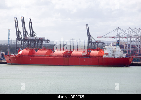 Margaret Hill Chemical tanker alongside quayside Southanpton Docks UK Stock Photo