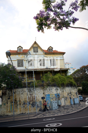 Avenida Do Infante - Abandoned House