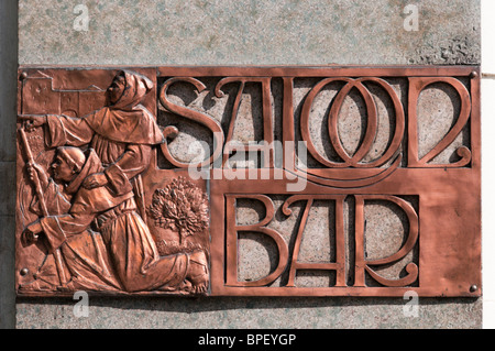 Sign for the Saloon Bar on The Black Friar pub in Blackfriars, London Stock Photo