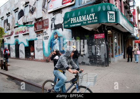 Wall mural in East Harlem near 125th Street New York City Stock Photo