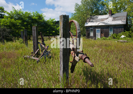 Abandoned house cottage rural landscape countryside in Michigan USA nobody none no one hi-res Stock Photo