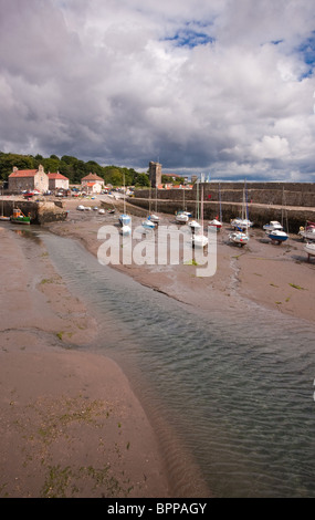 The Sleepy Harbour in the town Of Dysart on the Fife Coast, Scotland Stock Photo